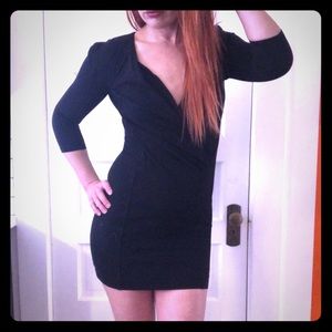 French Connection deep-v party dress. Hawt 💥